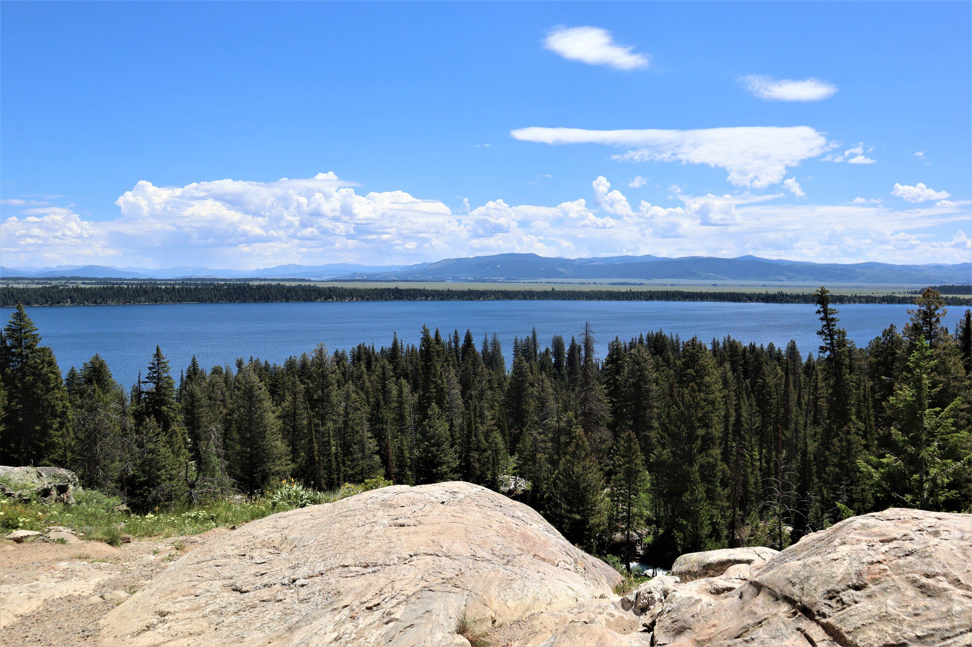 outlook views from hidden falls trail